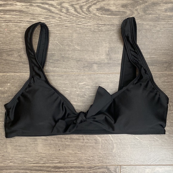 Brand new black two piece bikini! Size large - Picture 4 of 6